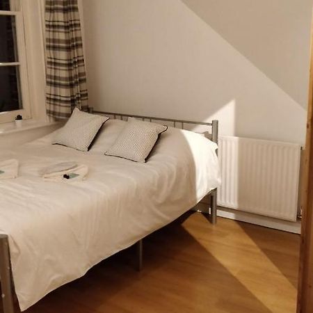 Fieldgate Spacious Rooms London Exterior photo